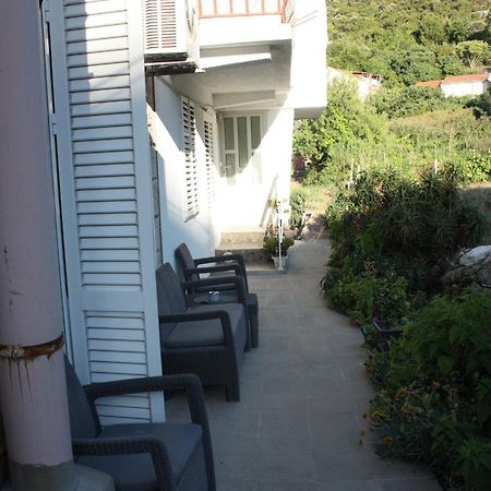 Apartment Ivan Račišće Exterior foto